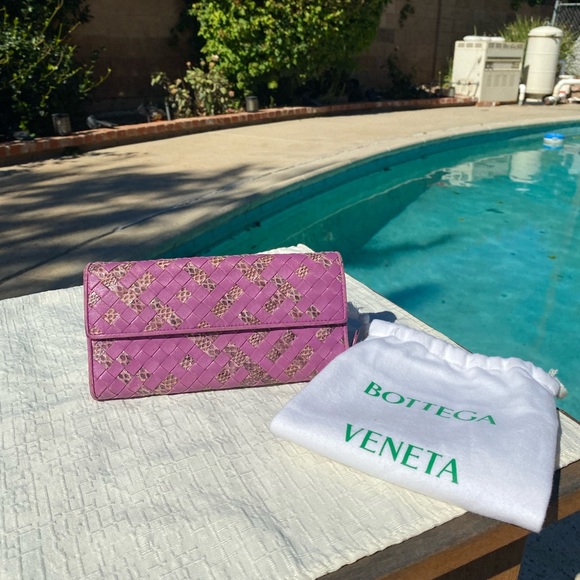 Bottega Veneta Handbags - Bottega Veneta purple & snakeskin wallet